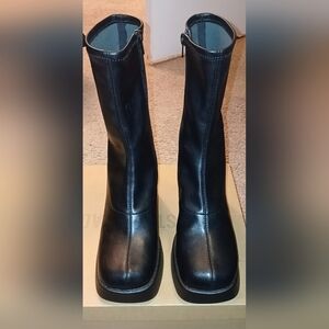 NWB Steve Madden Klayton Boots. Size 8